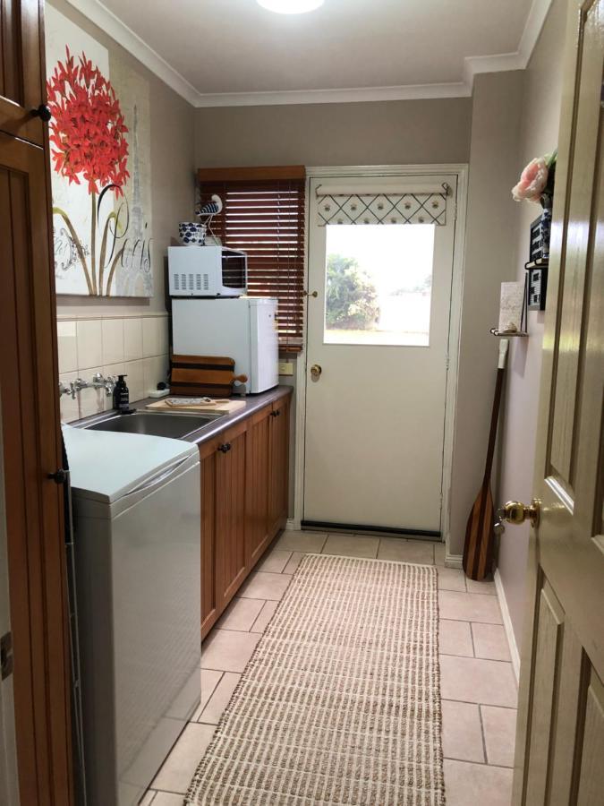 Sea Change Guesthouse Marengo Екстер'єр фото